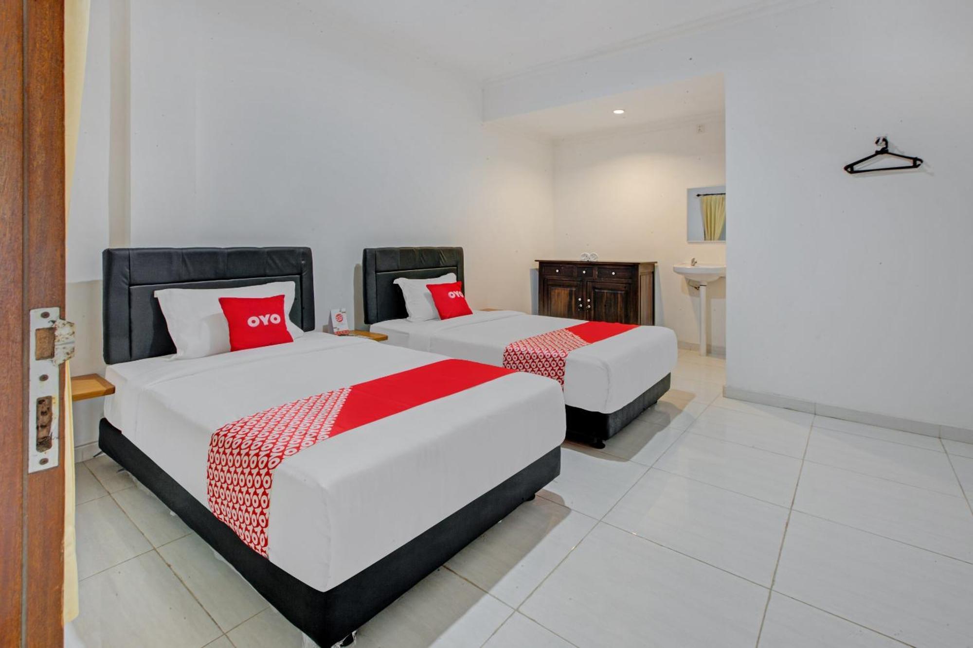 Oyo 2463 Bali Balangan Hotel 金巴兰 外观 照片