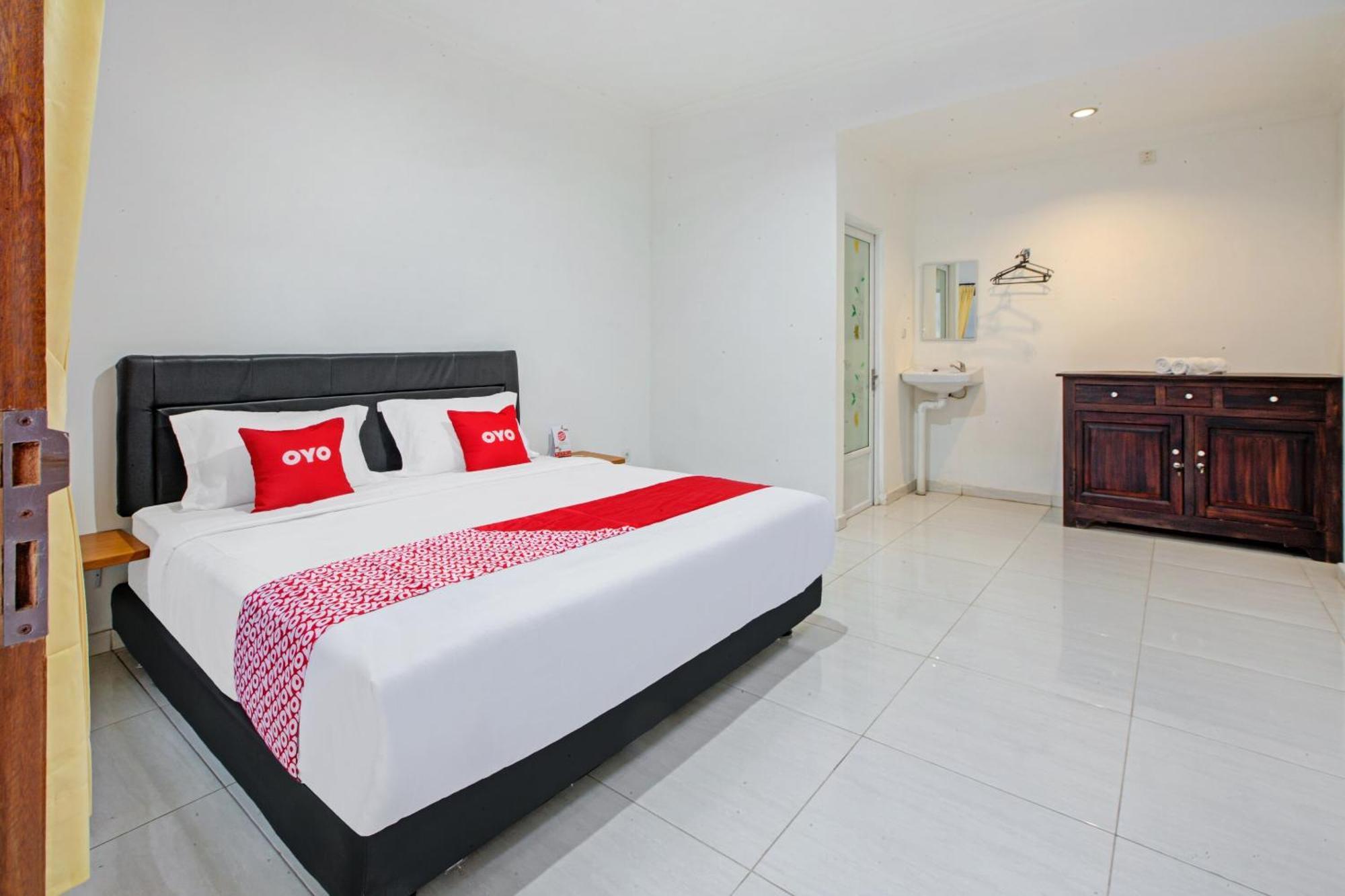 Oyo 2463 Bali Balangan Hotel 金巴兰 外观 照片