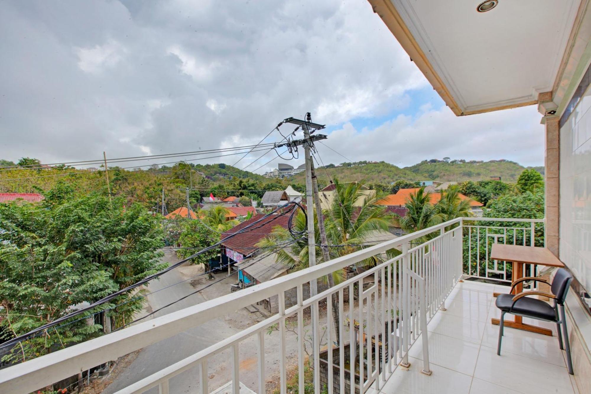 Oyo 2463 Bali Balangan Hotel 金巴兰 外观 照片